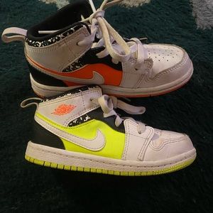 Boys neon Nike tennis shoes